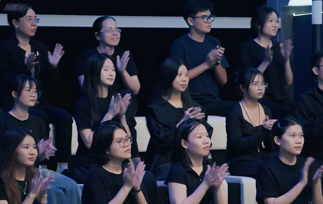 Trò chuyện với tương lai: Tự tin từ năng lực, không phải tấm bằng - Ảnh 14.
