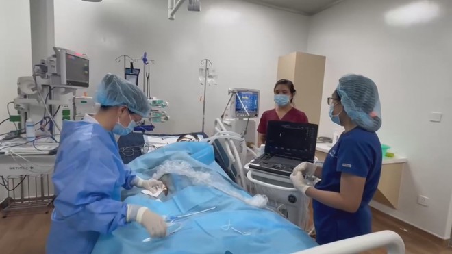 Thời sự HTV ngày 12/7/2026 | Bệnh viện Chợ Rẫy mang ECMO ra Phú Quốc hỗ trợ nạn nhân vụ lật ca nô - Ảnh 2.