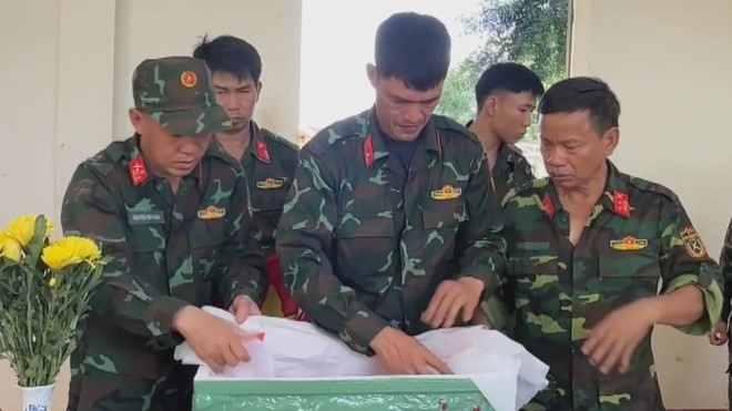 Hành trình đưa liệt sĩ về đất mẹ - Ảnh 1.