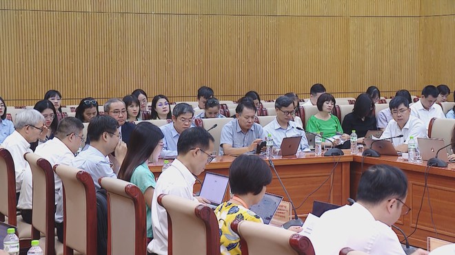 Kinh tế Việt Nam 6 tháng đầu năm tạo nền tảng cho mục tiêu tăng trưởng mới - Ảnh 2.