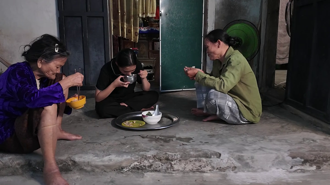 Mái ấm gia đình Việt: Nghẹn lòng với ước mơ được ăn thịt kho tàu của bé gái - Ảnh 5.