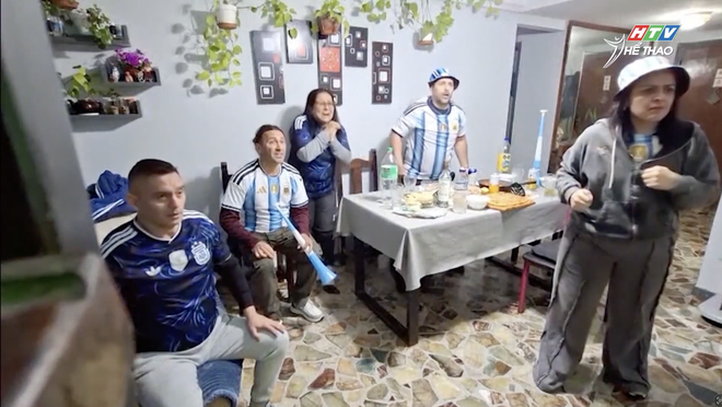 Mùa hè bận rộn của giới bác sĩ Argentina - Ảnh 8.