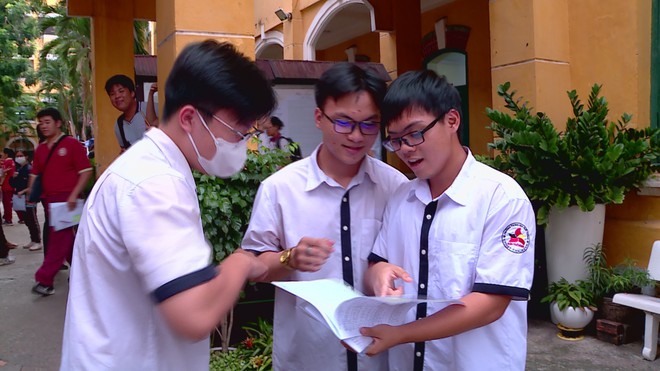 Siết chặt quy trình thi THPT để đảm bảo minh bạch - Ảnh 1.