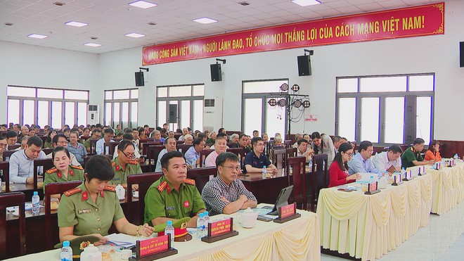 Xã Hóc Môn phát huy hiệu quả phong trào toàn dân bảo vệ an ninh Tổ quốc - Ảnh 2.