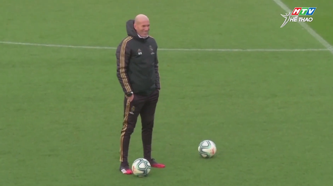 Ghế HLV tuyển Pháp chờ đợi huyền thoại Zidane - Ảnh 4.