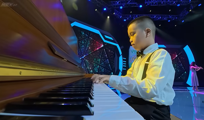 Siêu tài năng nhí: Cậu bé 9 tuổi "gây sốt" với tài năng Saxophone - Ảnh 18.
