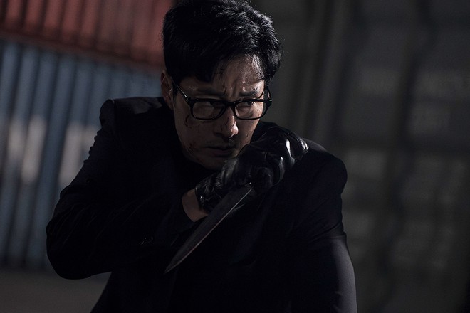 "Bản năng người cha bùng nổ" - Lý do sau những cú đấm của So Ji-sub trong "Đặc vụ Kim tái khởi động" - Ảnh 6.