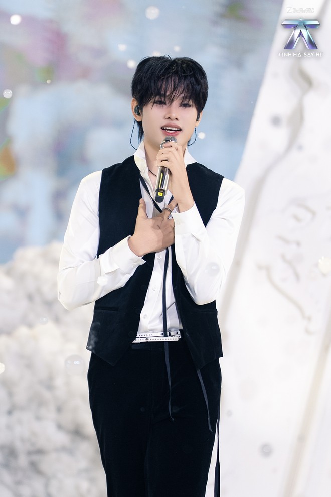 Tinh hà "Say hi": Đội Dương Domic dẫn đầu bình chọn Livestage 2- Ảnh 1.