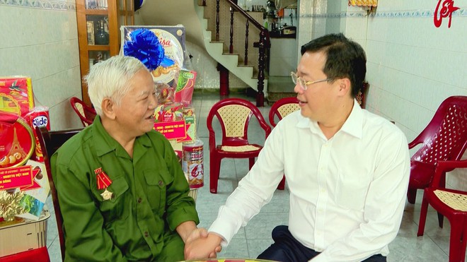 Thời sự HTV ngày 27/7/2026 | Đoàn đại biểu TP. Hồ Chí Minh dâng hoa, dâng hương tưởng niệm các anh hùng liệt sĩ - Ảnh 5.