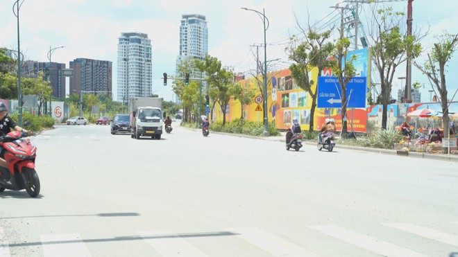 TP. Hồ Chí Minh nghiên cứu mở rộng đường Tố Hữu lên bảy làn xe, tăng kết nối Thủ Thiêm - Ảnh 3.