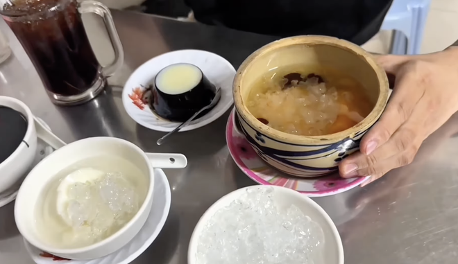 Chè Hà Ký: Quán chè người Hoa chính gốc hơn 30 năm - Ảnh 3.