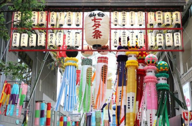 Tokyo rực rỡ với mùa lễ hội truyền thống trong tháng 8 - Ảnh 13.