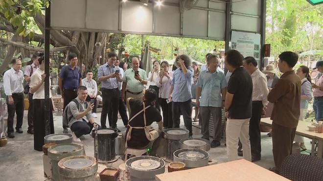 Giữ hồn gốm Việt, mở rộng thị trường - Ảnh 2.