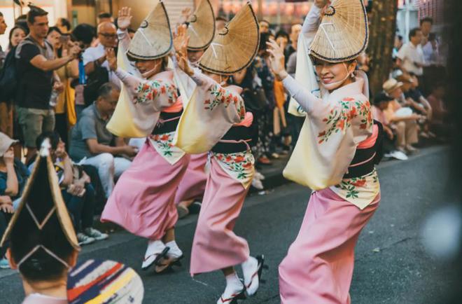 Tokyo rực rỡ với mùa lễ hội truyền thống trong tháng 8 - Ảnh 8.