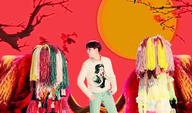 MV "IDOL" của BTS vượt 1,4 tỷ lượt xem trên YouTube - Ảnh 6.