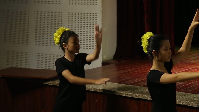 "Trái Tim Múa 7 – Việt Nam tinh hoa diễn xướng": Khi chất liệu truyền thống được kể bằng ngôn ngữ đương đại - Ảnh 5.