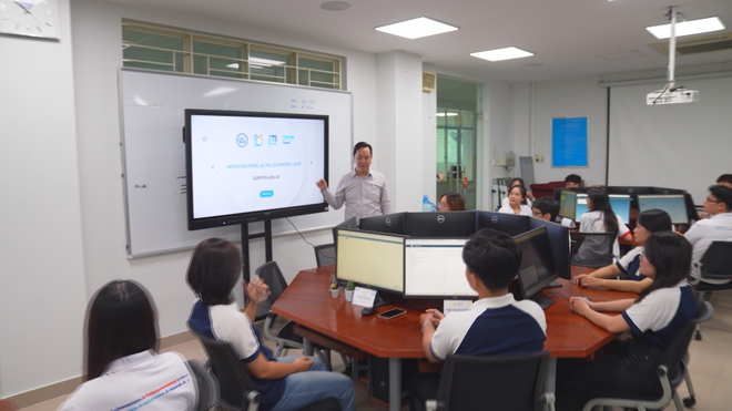Tuyển sinh 2026: Nhiều đại học tại TP. Hồ Chí Minh mở ngành Trí tuệ nhân tạo - Ảnh 2.