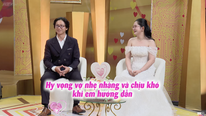 Vợ chồng son: Cử nhân tâm lý dùng "tuyệt chiêu" cứu chồng khỏi cú sốc lừa đảo - Ảnh 18.