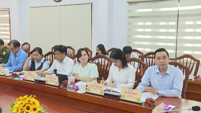 Phó Bí thư Thành ủy TP. Hồ Chí Minh yêu cầu nâng cao hiệu quả hoạt động chính quyền cơ sở  - Ảnh 4.