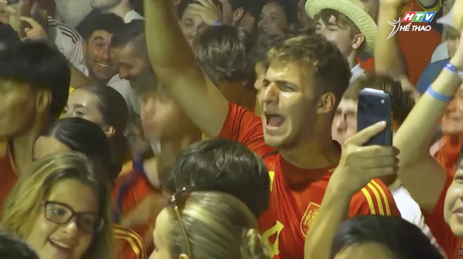 Tây Ban Nha lần đầu giành vé vào tứ kết World Cup sau 16 năm chờ đợi - Ảnh 3.