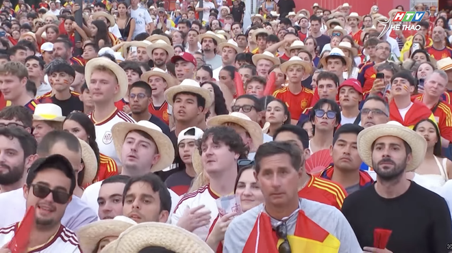 Tây Ban Nha lần đầu giành vé vào tứ kết World Cup sau 16 năm chờ đợi - Ảnh 1.