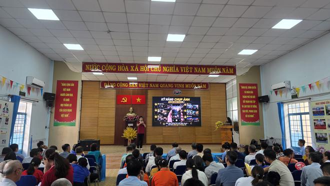Phường Tam Bình: Ngày hội Công dân số lan tỏa kỹ năng số đến cộng đồng - Ảnh 19.