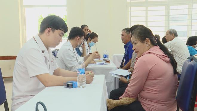 60 Giây Trưa ngày 1/8/2026 | Nhịp chính hợp long, cầu Phước An bước vào giai đoạn nước rút - Ảnh 5.