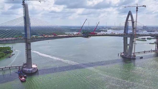 60 Giây Trưa ngày 1/8/2026 | Nhịp chính hợp long, cầu Phước An bước vào giai đoạn nước rút - Ảnh 1.