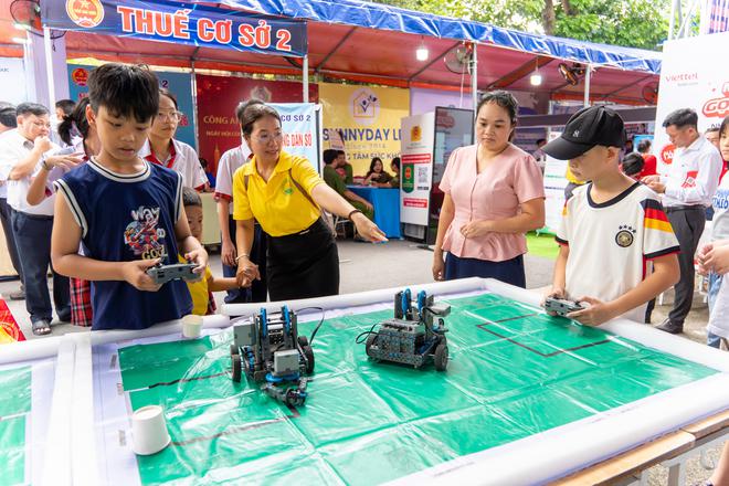 Phường Tam Bình: Ngày hội Công dân số lan tỏa kỹ năng số đến cộng đồng - Ảnh 9.
