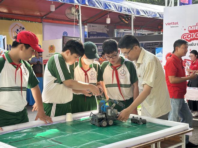 Phường Tam Bình: Ngày hội Công dân số lan tỏa kỹ năng số đến cộng đồng - Ảnh 11.