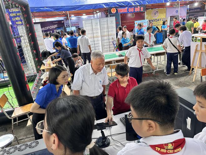 Phường Tam Bình: Ngày hội Công dân số lan tỏa kỹ năng số đến cộng đồng - Ảnh 12.