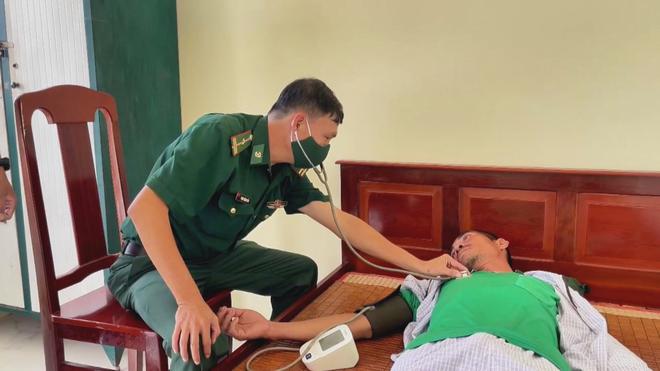 60 giây sáng ngày 10/8/2026 ICẦN THƠ: TIẾP NHẬN NGƯ DÂN TRÔI DẠT NHIỀU NGÀY TRÊN BIỂN - Ảnh 3.