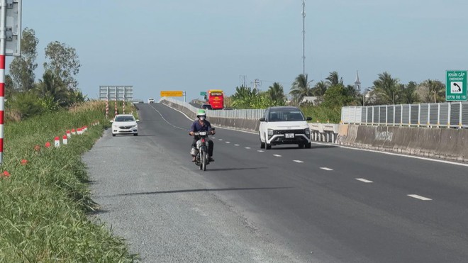 60 Giây Trưa ngày 16/8/2026 | Đắk Lắk: Khởi tố thầy giáo sát hại nữ nhân viên thư viện do ghen tuông- Ảnh 6.