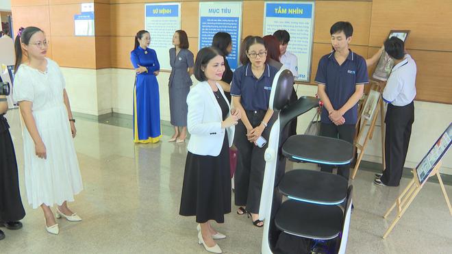 Thời sự trưa HTV ngày 2/8/2026 | Phường Xuân Hòa giải quyết hồ sơ hành chính trước hạn đạt 100% - Ảnh 5.