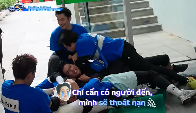 Running Man 4 - Chạy Ngay Đi: Trấn Thành và "combo" phế tay, mù màu, húc đồng đội- Ảnh 17.