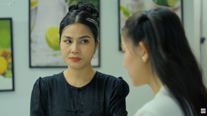 Yêu em như ngày đầu tiên: Mẹ kế lừa gả bán con chồng- Ảnh 1.