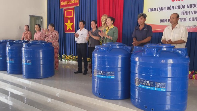 60 Giây Sáng ngày 30/8/2026 | Người dân miền Tây ùn ùn về quê. ngã tư Đồng Tâm ùn ứ kéo dài - Ảnh 4.