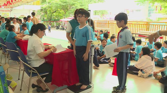 Thời sự HTV ngày 4/8/2026 | TP. Hồ Chí Minh: Đồng loạt khám sức khỏe và tầm soát bệnh học đường trước thềm năm học mới - Ảnh 2.