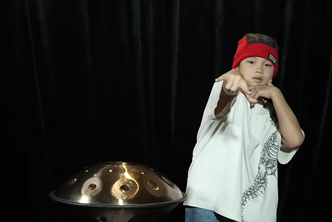 Siêu tài năng nhí: DJ nhí đa tài một mình cân cả handpan, rap, hiphop - Ảnh 3.