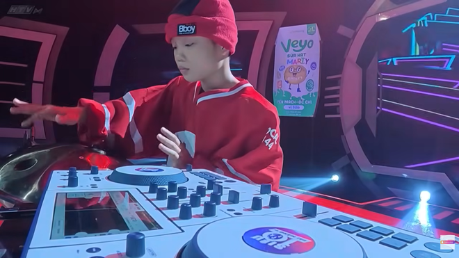 Siêu tài năng nhí: DJ nhí đa tài một mình cân cả handpan, rap, hiphop - Ảnh 10.