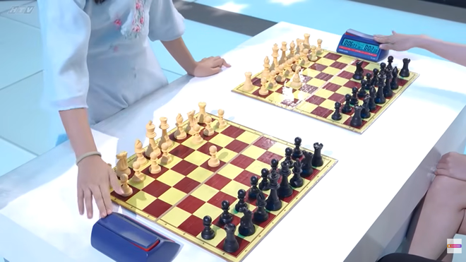Siêu tài năng nhí: Bé Khả Hân 10 tuổi giải 33 thế cờ vua khó trong 3 phút - Ảnh 9.