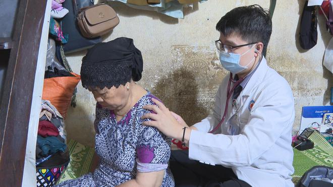 Đưa dịch vụ y tế đến gần hơn với mọi người dân - Ảnh 3.