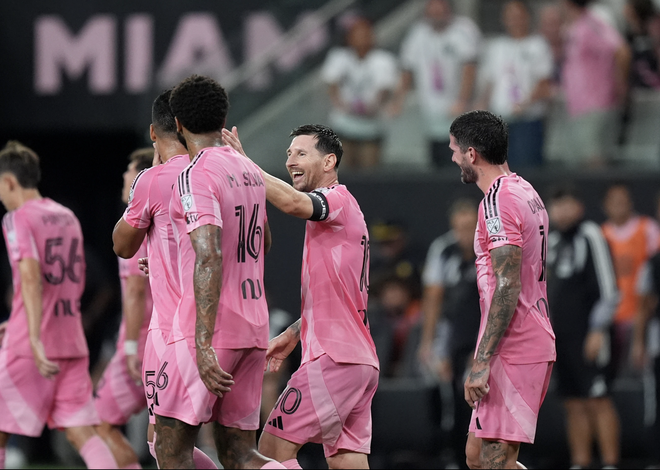 Lionel Messi ghi 2 bàn thắng giúp Inter Miami đánh bại San Luis với tỷ số 4-2.- Ảnh 4.