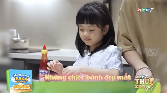 Mẹ vắng nhà, Ba là siêu nhân - 21g thứ Năm (6/8) trên HTV7 - Ảnh 2.