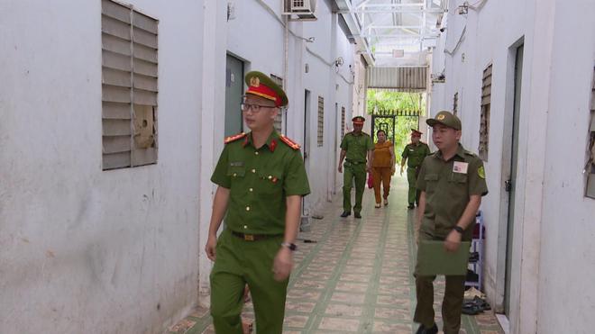 60 Giây Trưa ngày 7/8/2026 | Khảo sát an toàn thực phẩm tại chợ đầu mối Bình Điền - Ảnh 5.