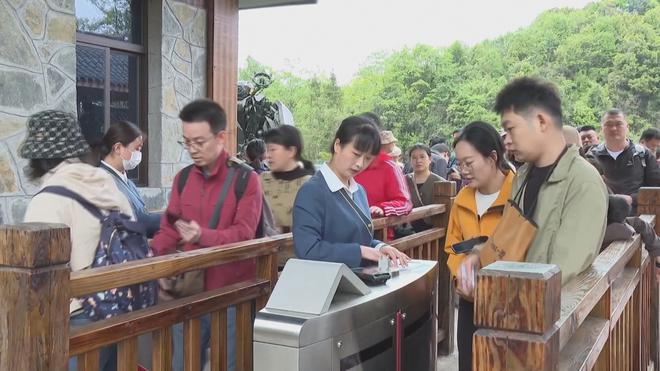 Trung Quốc hút khách quốc tế bằng du lịch công nghệ cao - Ảnh 5.