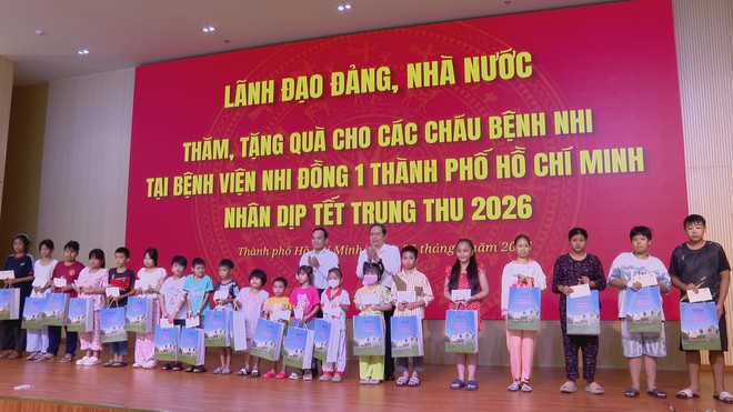 Chủ tịch Quốc hội Trần Thanh Mẫn tiếp xúc cử tri tại TP. Hồ Chí Minh | Thời sự HTV ngày 25/9/2026- Ảnh 1.