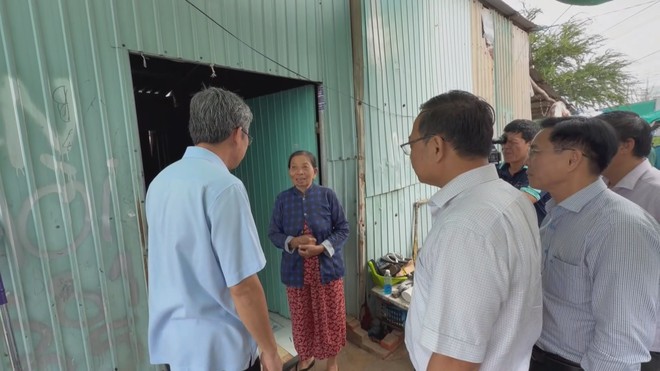 TP. Hồ Chí Minh: “Ông trùm” sản xuất 426 lô sản phẩm sữa giả bị đề nghị 30 năm tù | 60 Giây Sáng ngày 26/9/2026 - Ảnh 2.