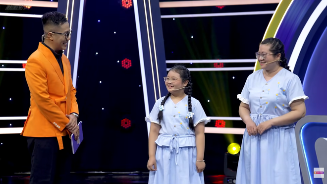"Tranh Tài Đọ Sức" mùa 2: Sân chơi gia đình đa thế hệ hấp dẫn trên sóng HTV7- Ảnh 2.