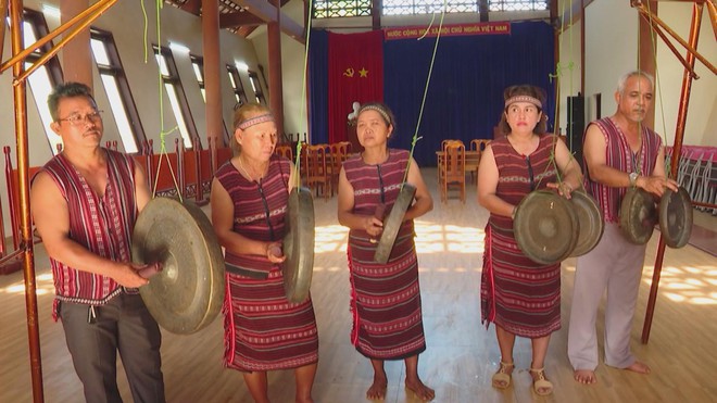 Gỡ điểm nghẽn, đẩy nhanh tiến độ đường ĐT744 | Vươn Khơi - Ngày 27/9/2026 - Ảnh 4.